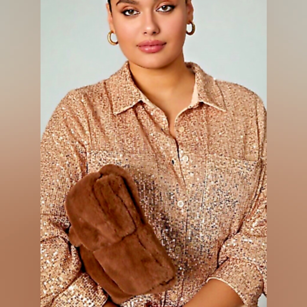 Anthropolgie Sunday in Brooklyn Sequin Rose Gold Button Up Short Sleeve Blouse